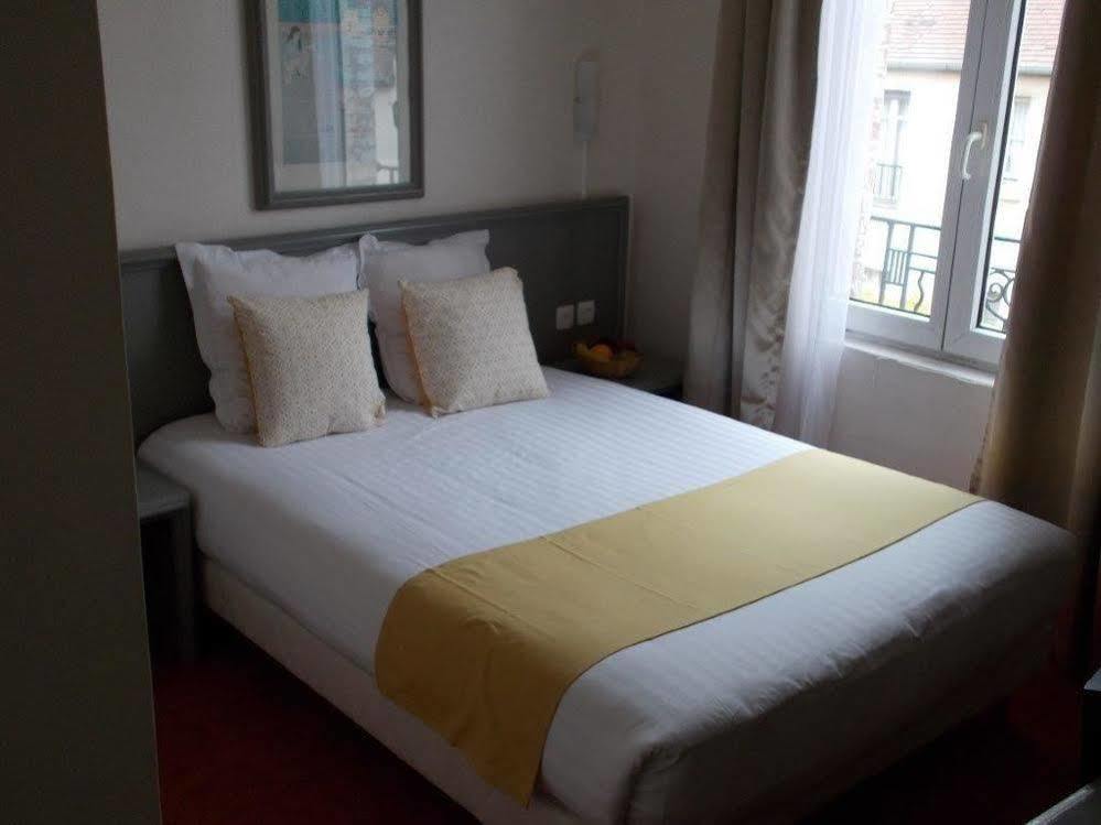 Hotel Des Arts Rueil-Malmaison Esterno foto